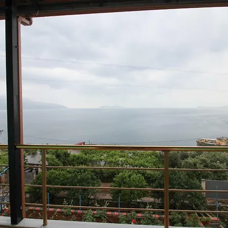 Eliseo Apartment